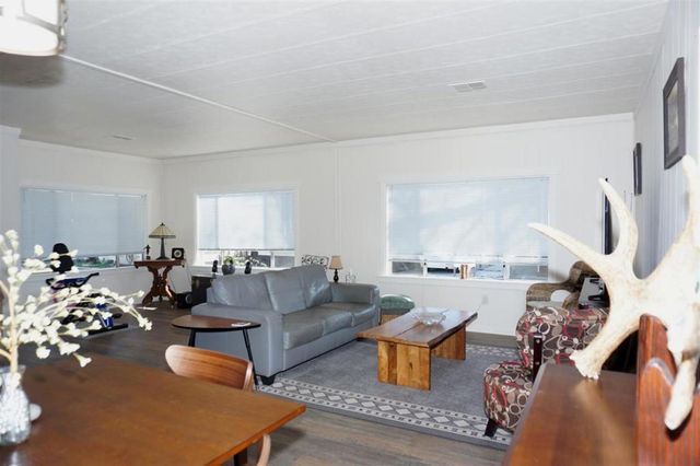 690 Persian Drive, Sunnyvale, CA 94089