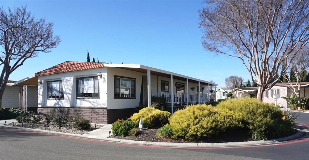 690 Persian Drive, Sunnyvale, CA 94089