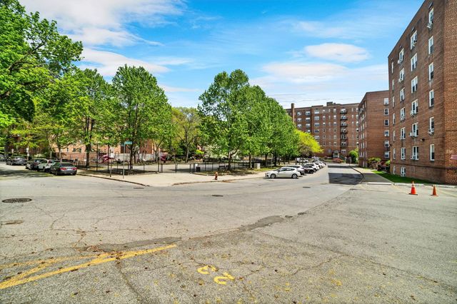 1 Vincent Road 2A, Bronxville, NY 10708