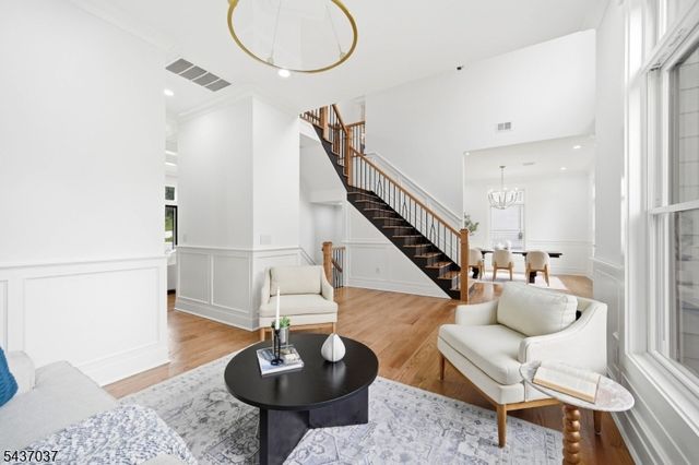 274 Hillside Ave, Livingston Twp., NJ 07039