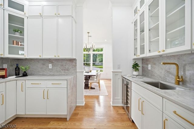 274 Hillside Ave, Livingston Twp., NJ 07039