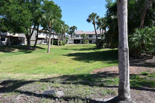 9209 SEMINOLE BOULEVARD 67, Seminole, FL 33772