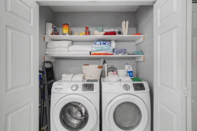 137 Tarpon Street, Bayou Vista, TX 77563