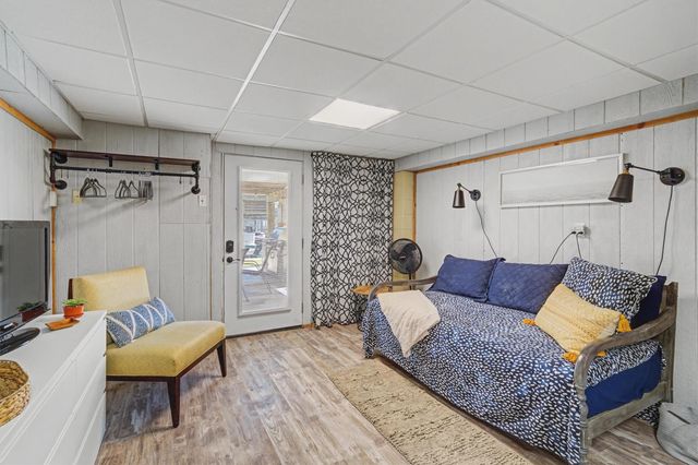 137 Tarpon Street, Bayou Vista, TX 77563