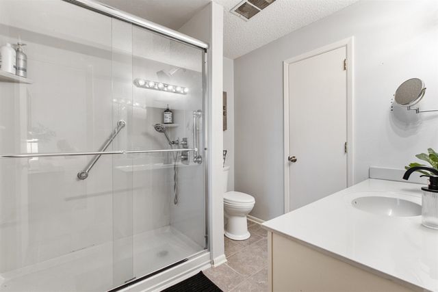 716 Adams Drive, Jacksonville, AR 72076