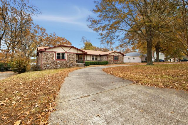 716 Adams Drive, Jacksonville, AR 72076