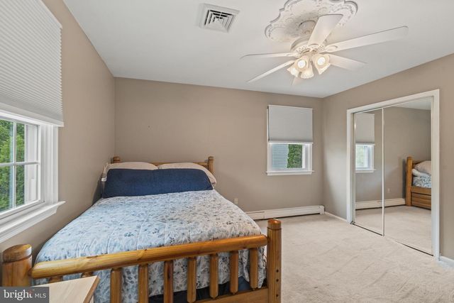 1064 LINCOLN, Warrington, PA 18976
