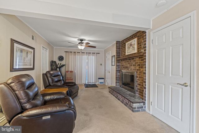 1064 LINCOLN, Warrington, PA 18976