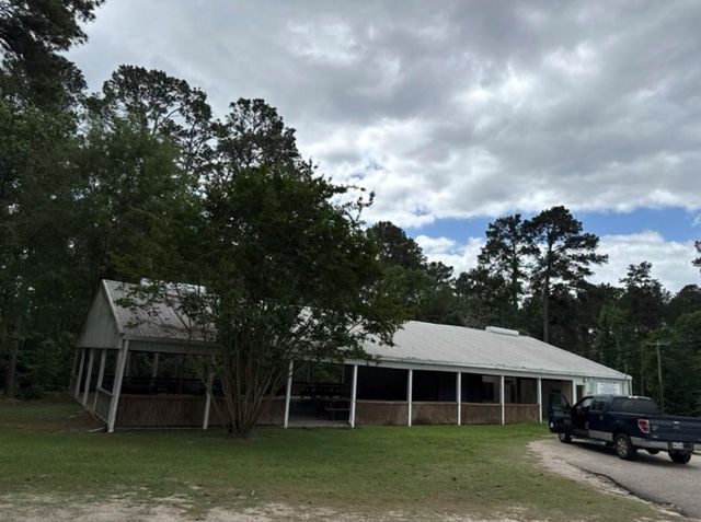 199 Apple Tree, Livingston, TX 77351