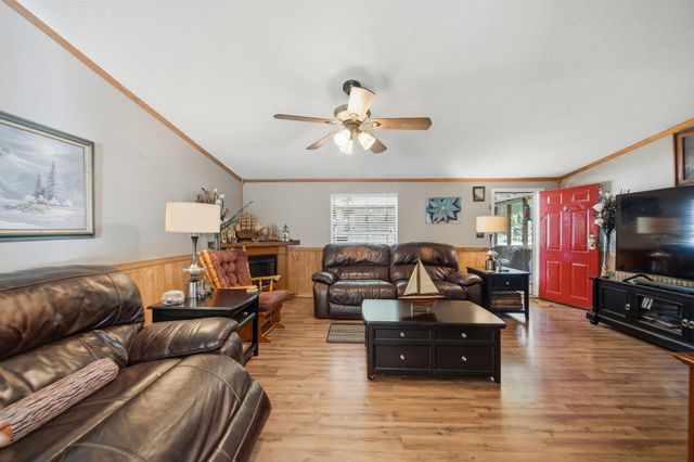 199 Apple Tree, Livingston, TX 77351