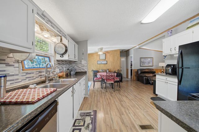 199 Apple Tree, Livingston, TX 77351