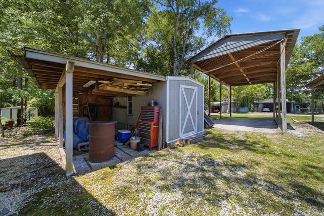 199 Apple Tree, Livingston, TX 77351