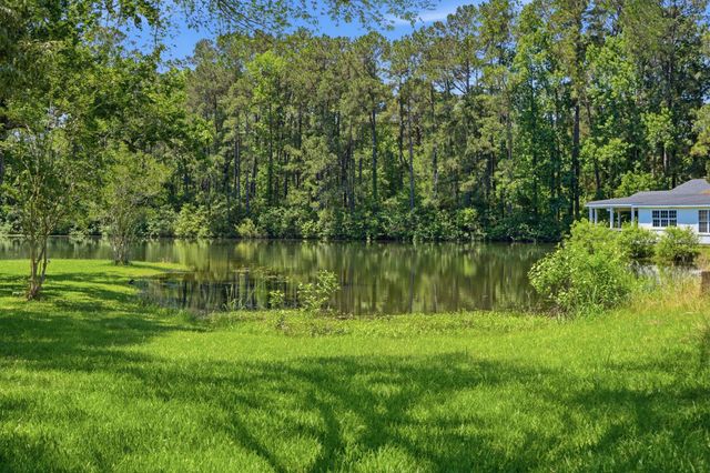 199 Apple Tree, Livingston, TX 77351