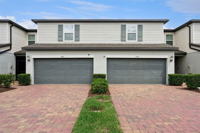 939 ROBIN HOLLY STREET, Ocoee, FL 34761