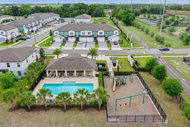 939 ROBIN HOLLY STREET, Ocoee, FL 34761