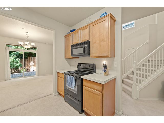 12635 Sw NIGHT HERON Ln 104, Beaverton, OR 97007