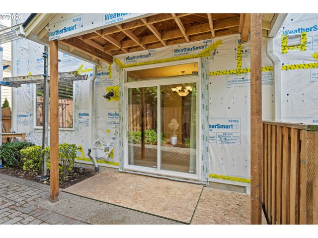 12635 Sw NIGHT HERON Ln 104, Beaverton, OR 97007