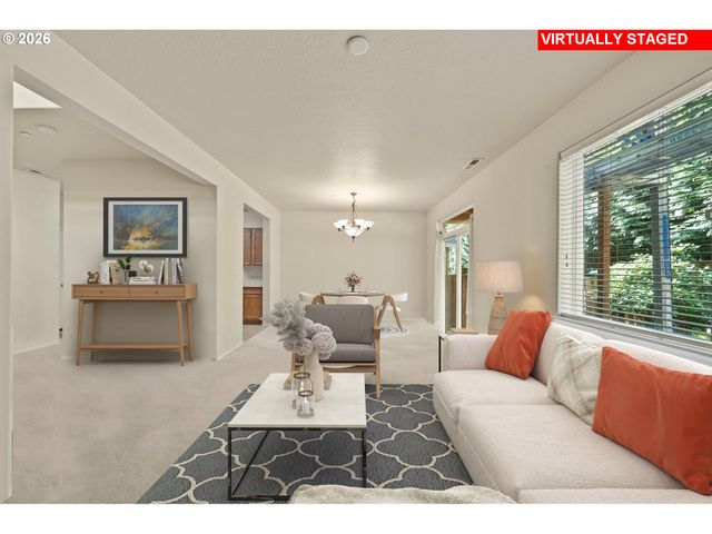 12635 Sw NIGHT HERON Ln 104, Beaverton, OR 97007