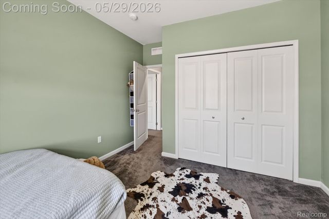 9988 Ridge Run Street, Hartland Township, MI 48855