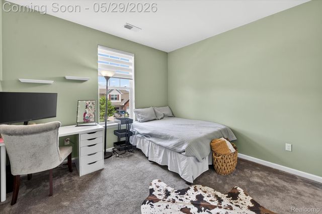 9988 Ridge Run Street, Hartland Township, MI 48855