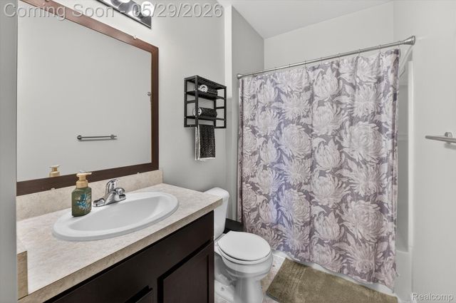 9988 Ridge Run Street, Hartland Township, MI 48855