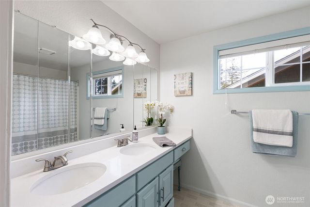 1312 NE South Petterson Road, Keyport, WA 98345