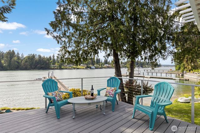 1312 NE South Petterson Road, Keyport, WA 98345