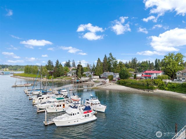 1312 NE South Petterson Road, Keyport, WA 98345
