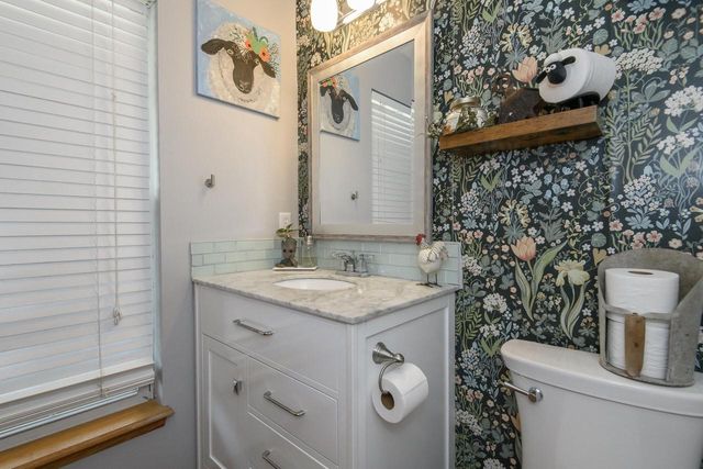 1001 Motor AVENUE, Waukesha, WI 53188