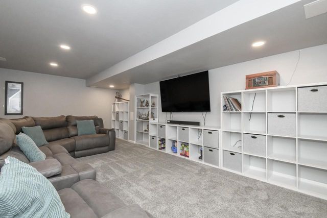 1001 Motor AVENUE, Waukesha, WI 53188