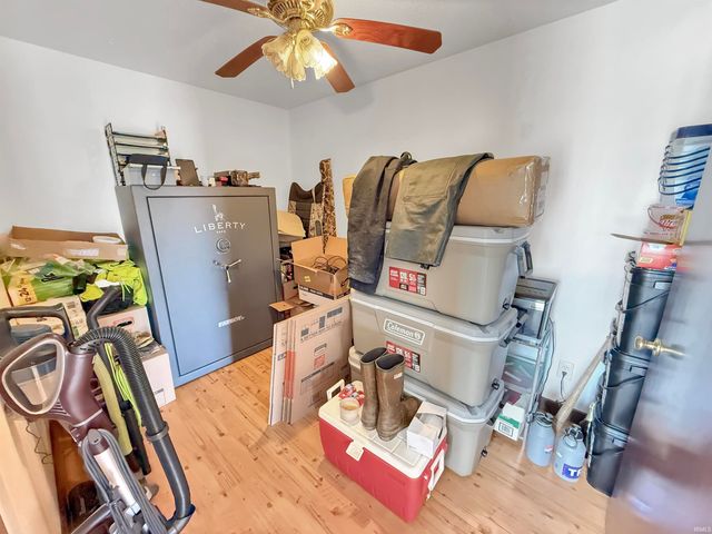 6375 W 1150 S, Holland, IN 47541