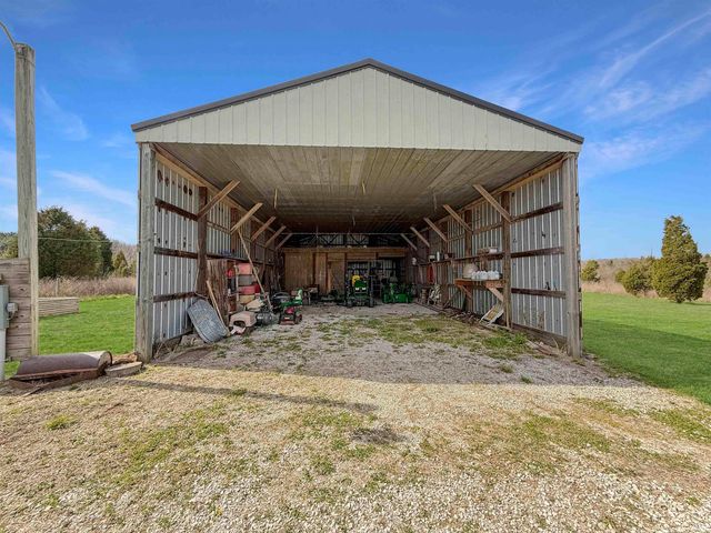 6375 W 1150 S, Holland, IN 47541