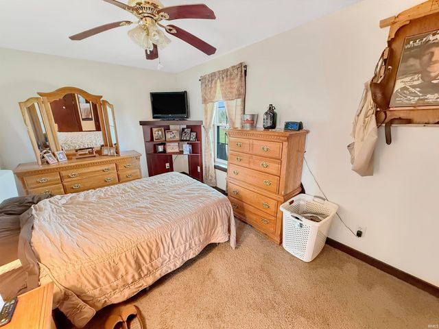 6375 W 1150 S, Holland, IN 47541