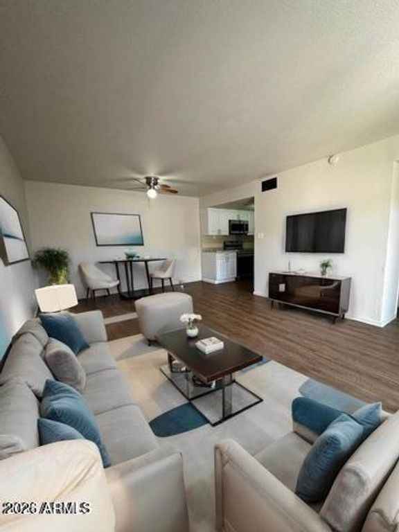 2666 N 43RD Avenue C, Phoenix, AZ 85009 — photo 2