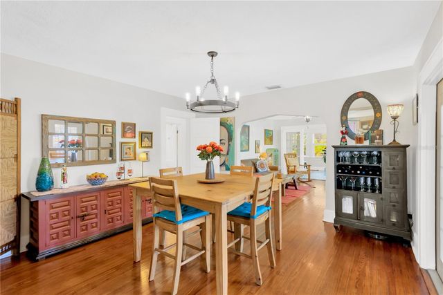 918 24TH AVENUE N, St Petersburg, FL 33704