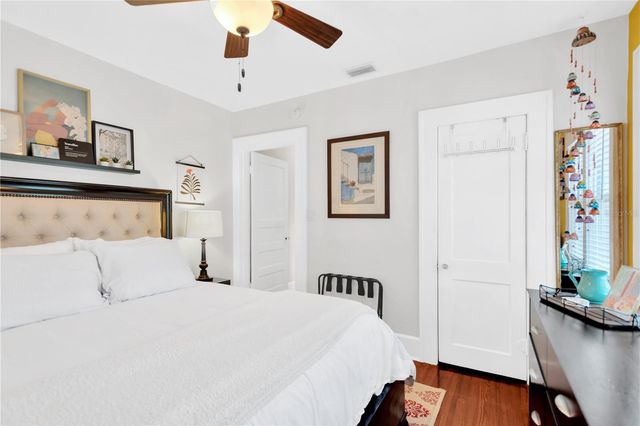 918 24TH AVENUE N, St Petersburg, FL 33704