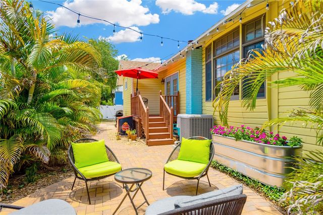 918 24TH AVENUE N, St Petersburg, FL 33704