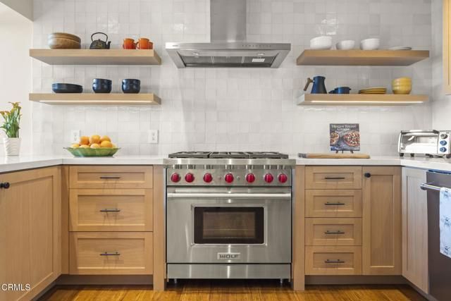 10920 Ventura Avenue, Oak View, CA 93022