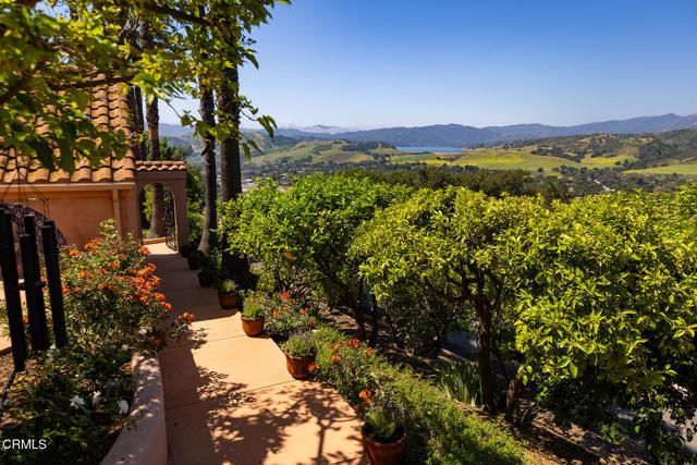 10920 Ventura Avenue, Oak View, CA 93022