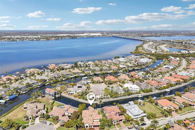 508 MAST DRIVE, Bradenton, FL 34208