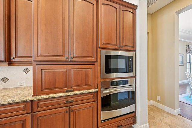 508 MAST DRIVE, Bradenton, FL 34208