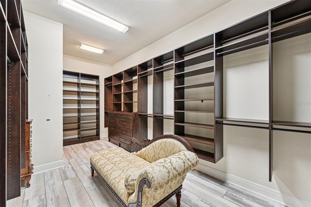 508 MAST DRIVE, Bradenton, FL 34208