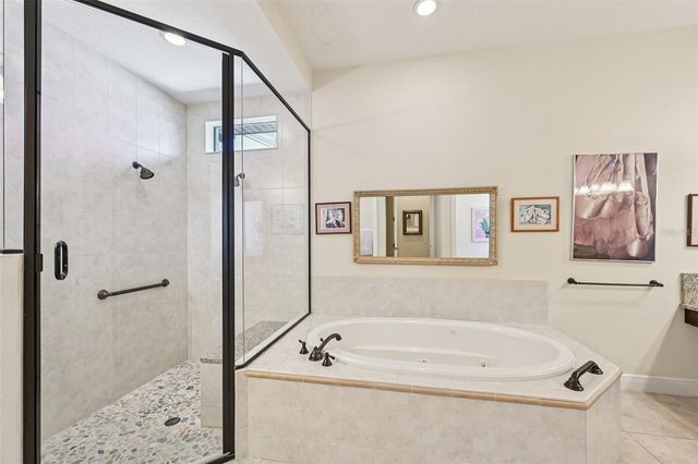 508 MAST DRIVE, Bradenton, FL 34208