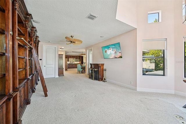 508 MAST DRIVE, Bradenton, FL 34208