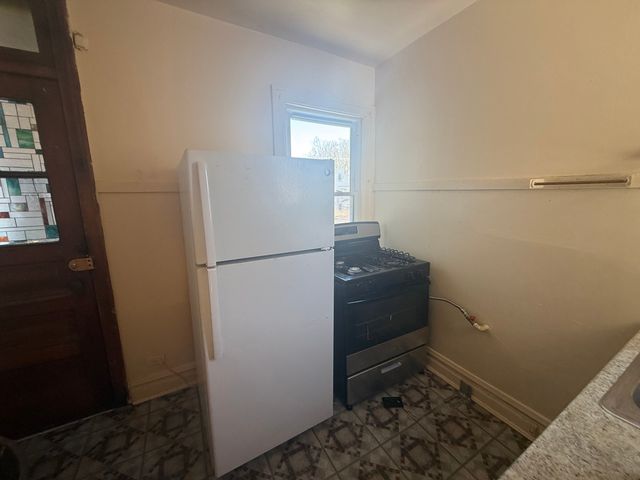 5559 W Altgeld Street 2S, Chicago, IL 60639