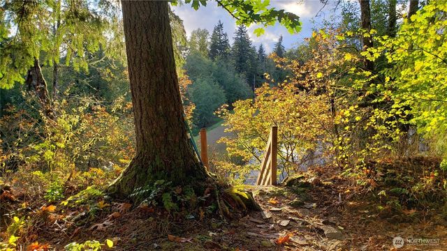 23802 E Lake Kayak Drive, Monroe, WA 98272