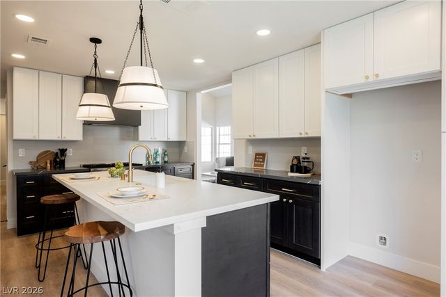 8 Richland Acres Court, Henderson, NV 89074