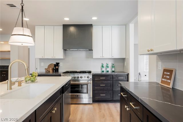 8 Richland Acres Court, Henderson, NV 89074