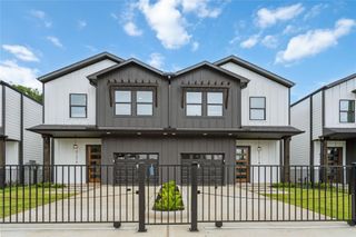 4121 Shelby Circle A/B, Houston, TX 77051