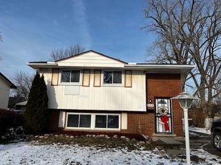 26210 Carlysle Street, Inkster, MI 48141